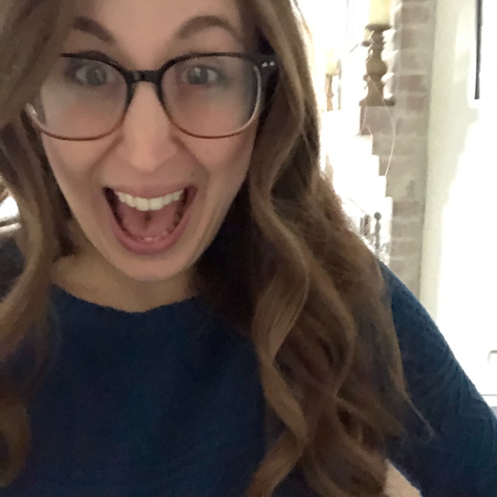 Meet your Posher, Julia